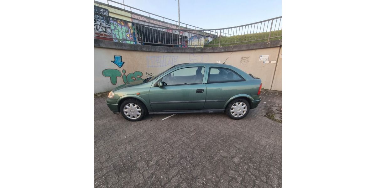 Opel Astra 222.000 km 1.000 &euro; Frankfurt am Main 60389