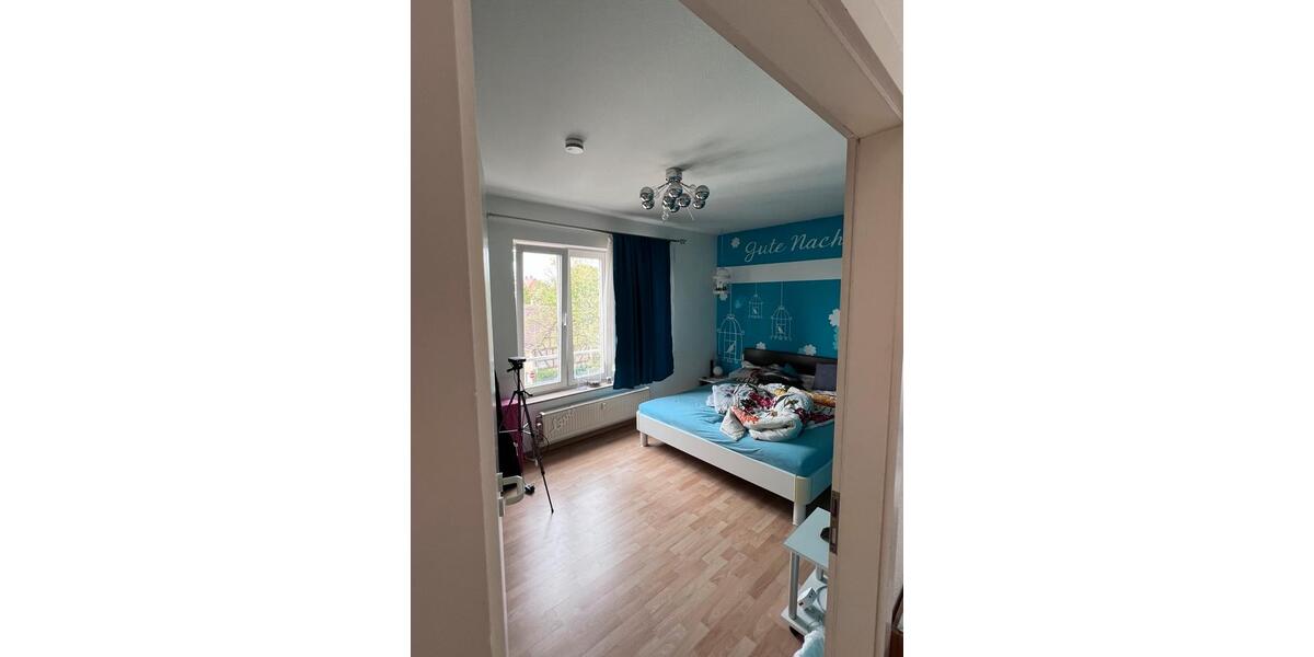 Etagenwohnung Frankfurt am Main Ost - 2 Zimmer, 74 m&sup2;, 280.000&euro; | Angebot:25943177