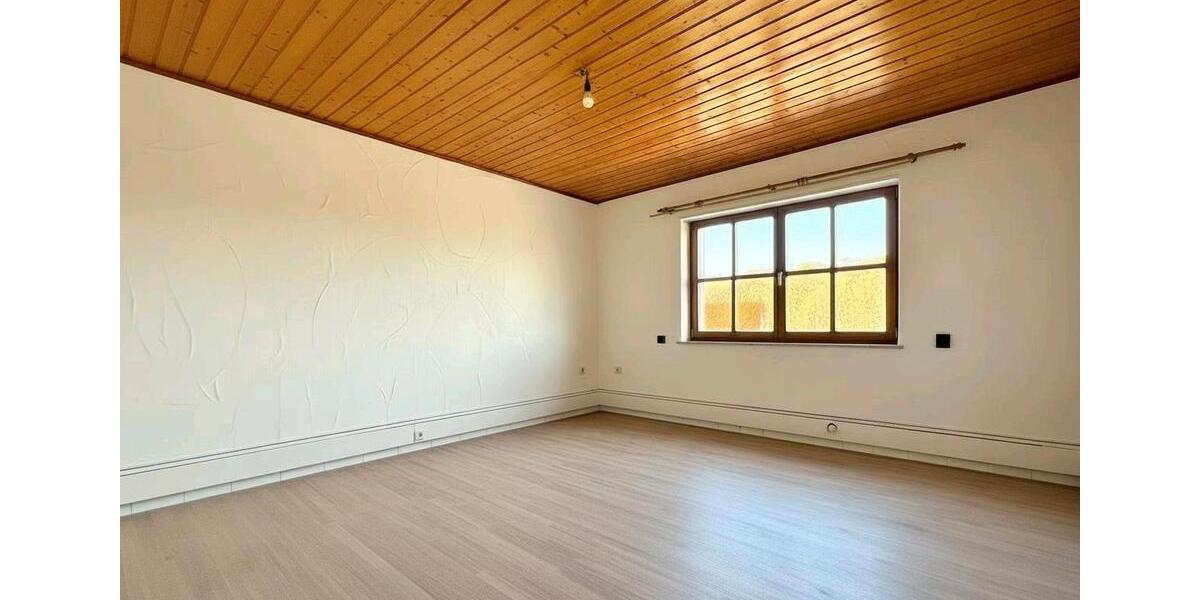 Etagenwohnung Krombach - 4.5 Zimmer, 150 m&sup2;, 1.310&euro; | Angebot:25945324