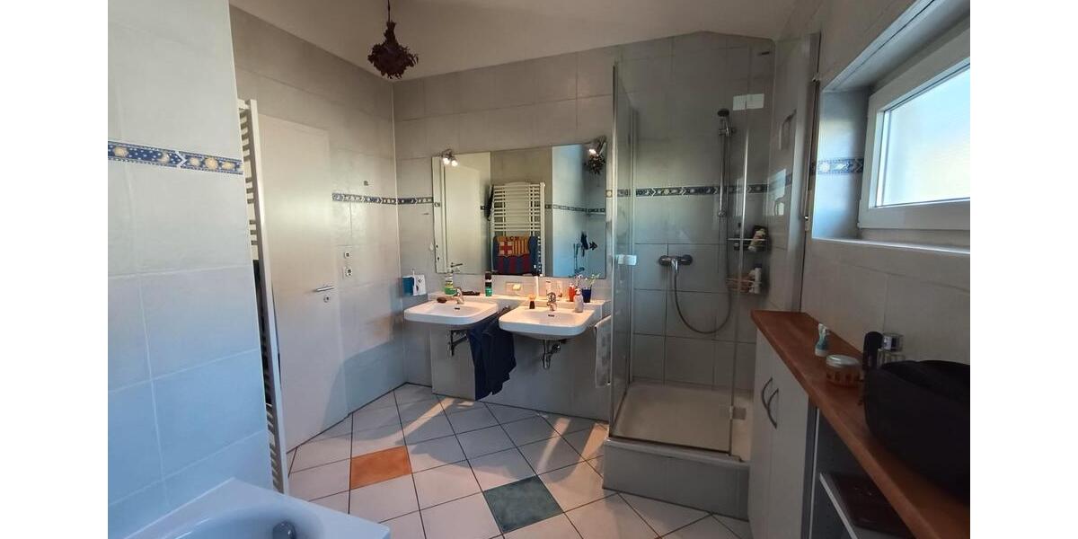 Etagenwohnung Oberursel (Taunus) - 3 Zimmer, 61 m&sup2;, 820&euro; | Angebot:25392020