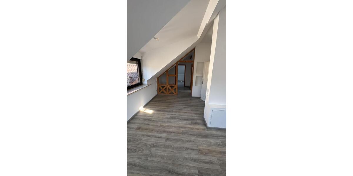 Etagenwohnung Ranstadt - 3 Zimmer, 89 m&sup2;, 890&euro; | Angebot:25881427