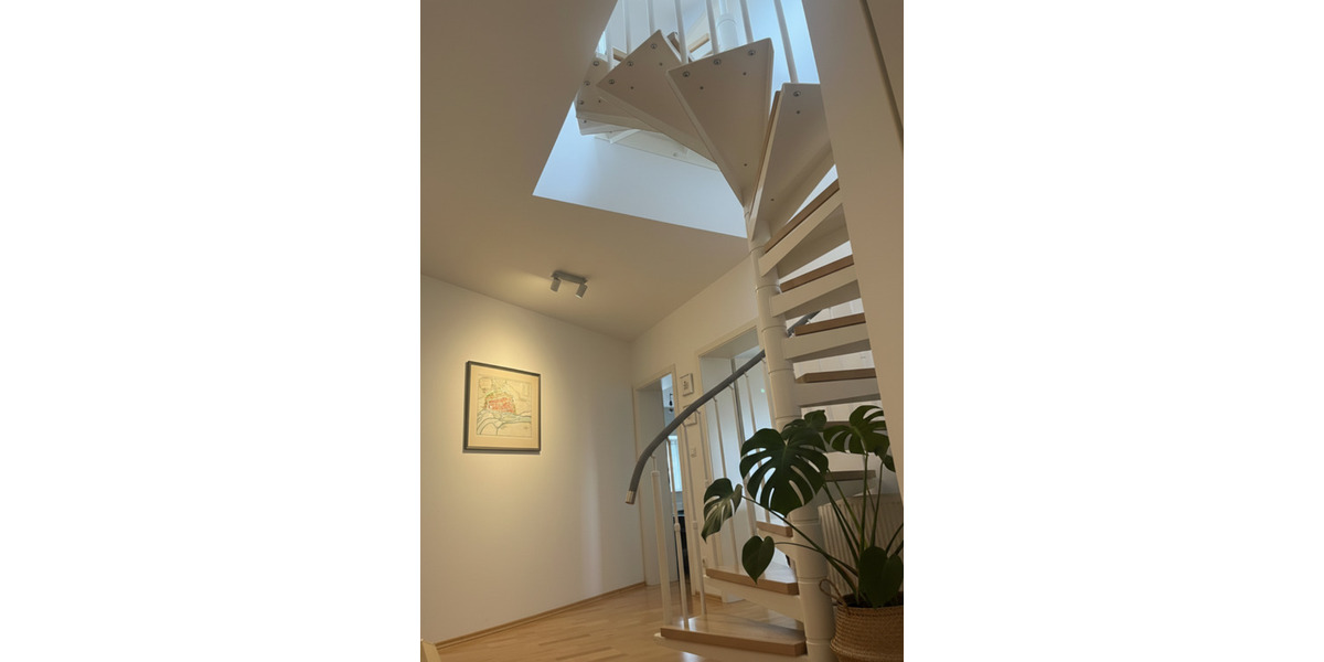 Maisonettenwohnung Frankfurt am Main Sachsenhausen - 2 Zimmer, 100 m&sup2;, 1.424&euro; | Angebot:25920465