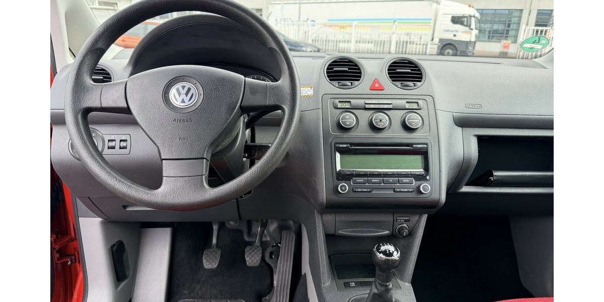 VW Caddy Maxi 1.6 Maxi Life/7Sitze/1Hand/Scheckh. 167.100 km 6.290 &euro; Frankfurt 60386