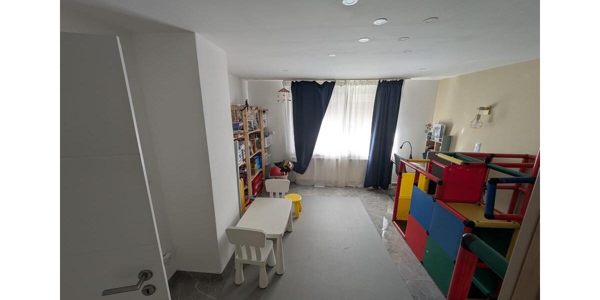 Einfamilienhaus Alzenau - 5 Zimmer, 145 m&sup2;, 2.000&euro; | Angebot:26533265