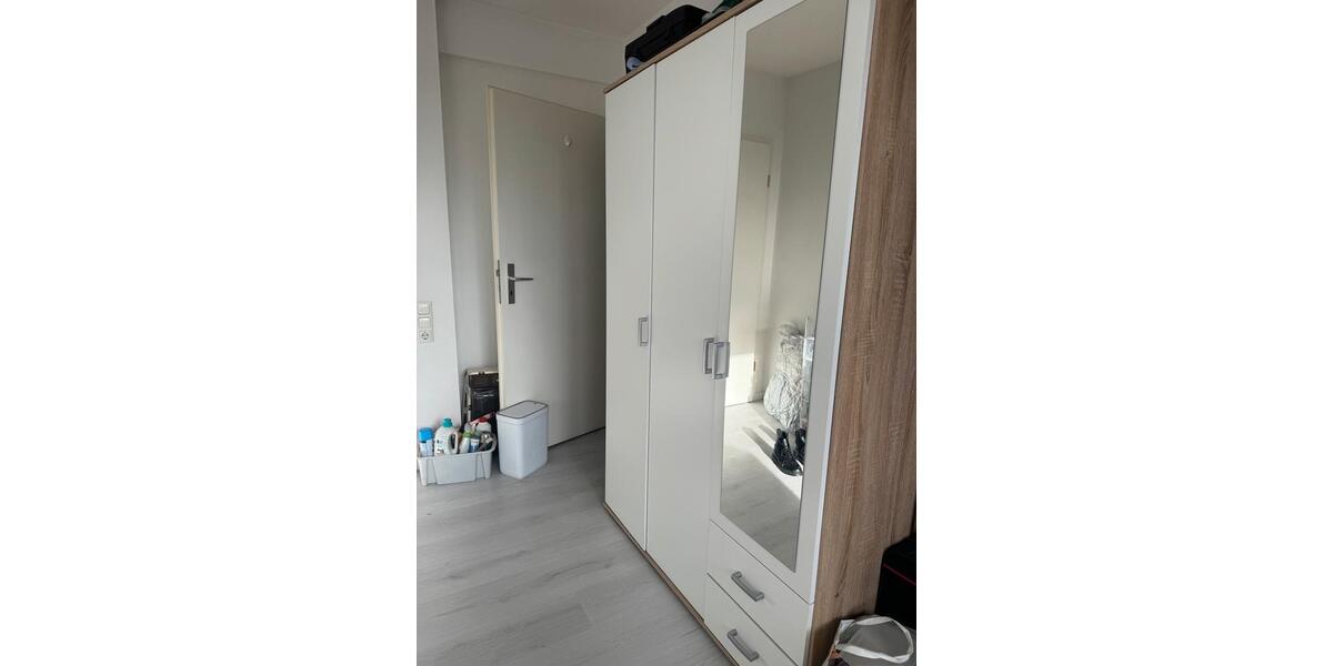 Etagenwohnung Frankfurt am Main Nord-West - 1 Zimmer, 28 m&sup2;, 440&euro; | Angebot:26002211