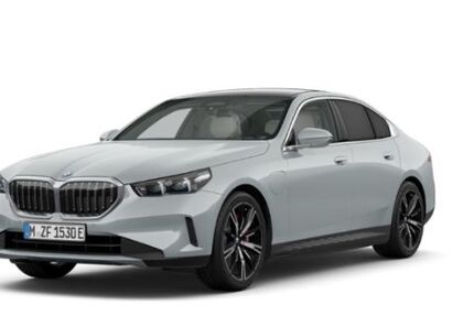 BMW 550 20.480 km 72.989 &euro; Frankfurt 60314