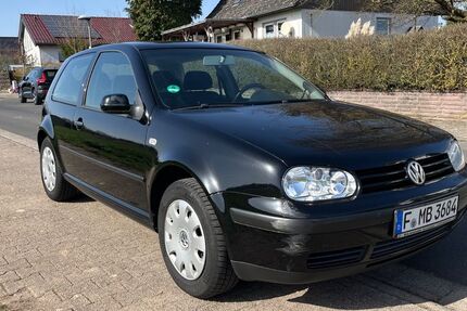 VW Golf 221.600 km 1.390 &euro; Dietzenbach 63128