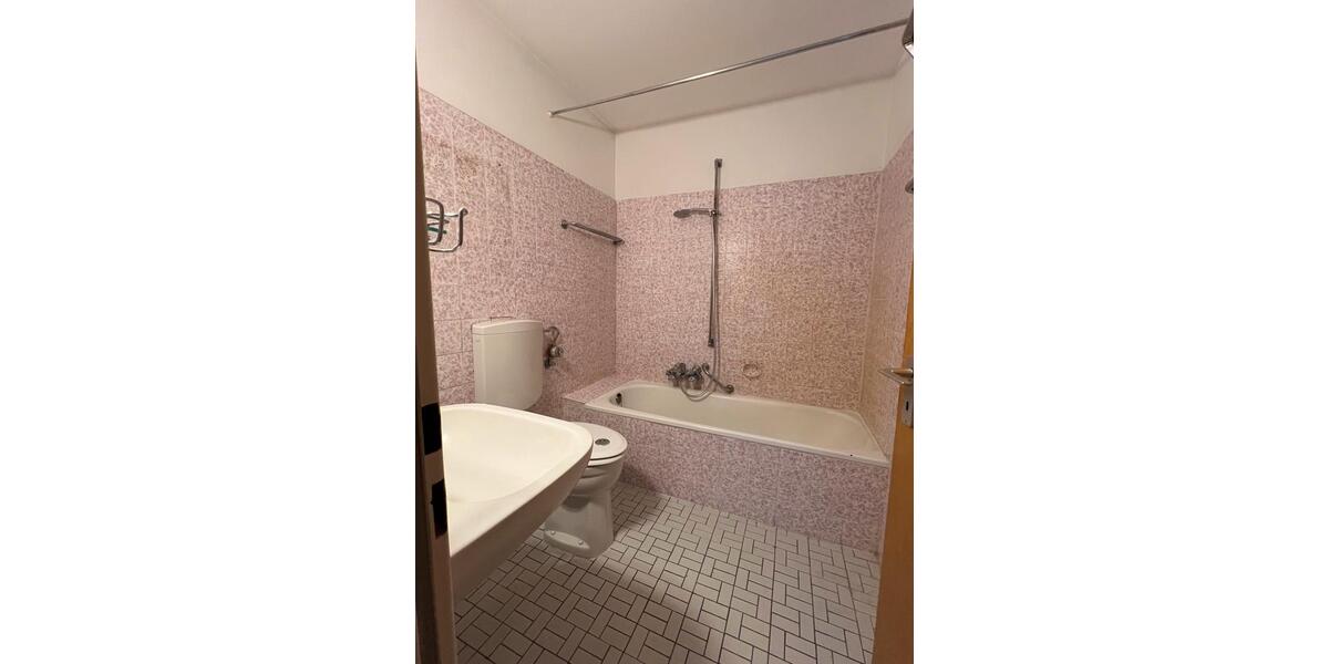 Etagenwohnung Babenhausen - 3 Zimmer, 72 m&sup2;, 185.000&euro; | Angebot:27528534