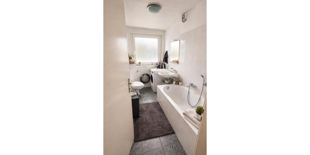 Etagenwohnung Aschaffenburg Damm - 3 Zimmer, 75 m&sup2;, 259.000&euro; | Angebot:26840516