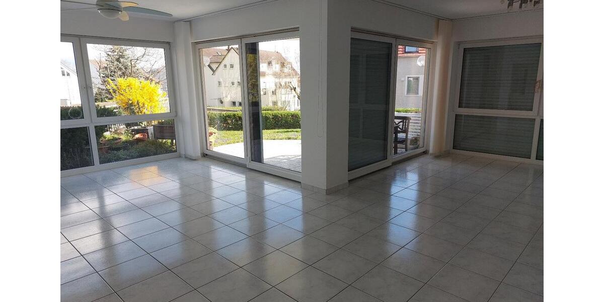 Terrassenwohnung Frankfurt am Main Bergen-Enkheim - 3 Zimmer, 120 m&sup2;, 1.950&euro; | Angebot:25977548