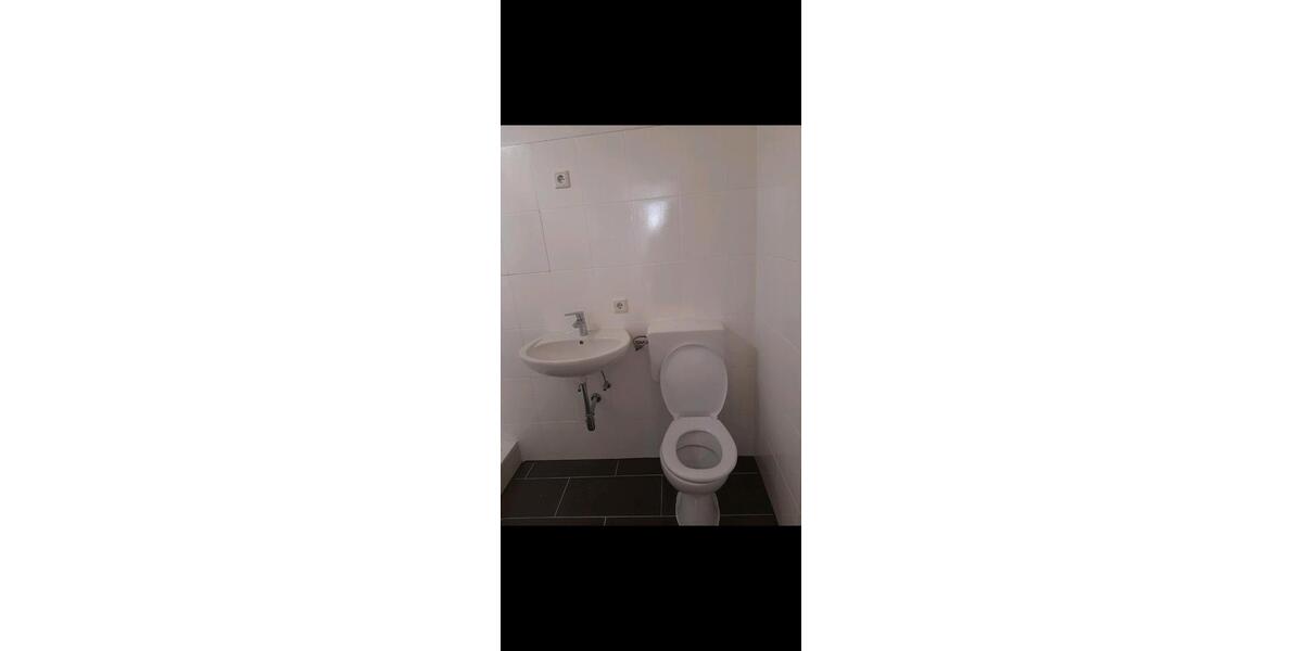 Etagenwohnung Dreieich - 4 Zimmer, 74 m&sup2;, 1.070&euro; | Angebot:27611082