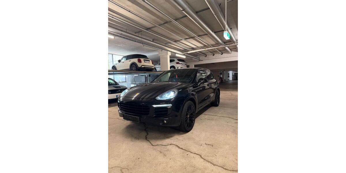 Porsche Cayenne 202.000 km 29.500 &euro; Frankfurt am Main 60596