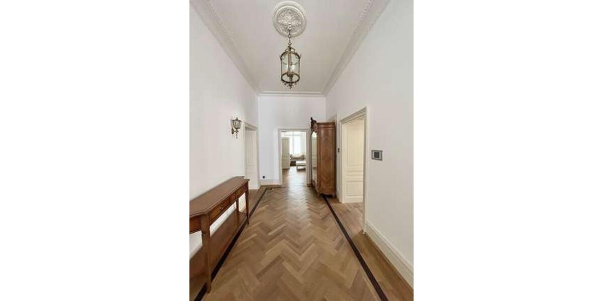 Etagenwohnung Frankfurt am Main Sachsenhausen - 4 Zimmer, 180 m&sup2;, 4.500&euro; | Angebot:25307987