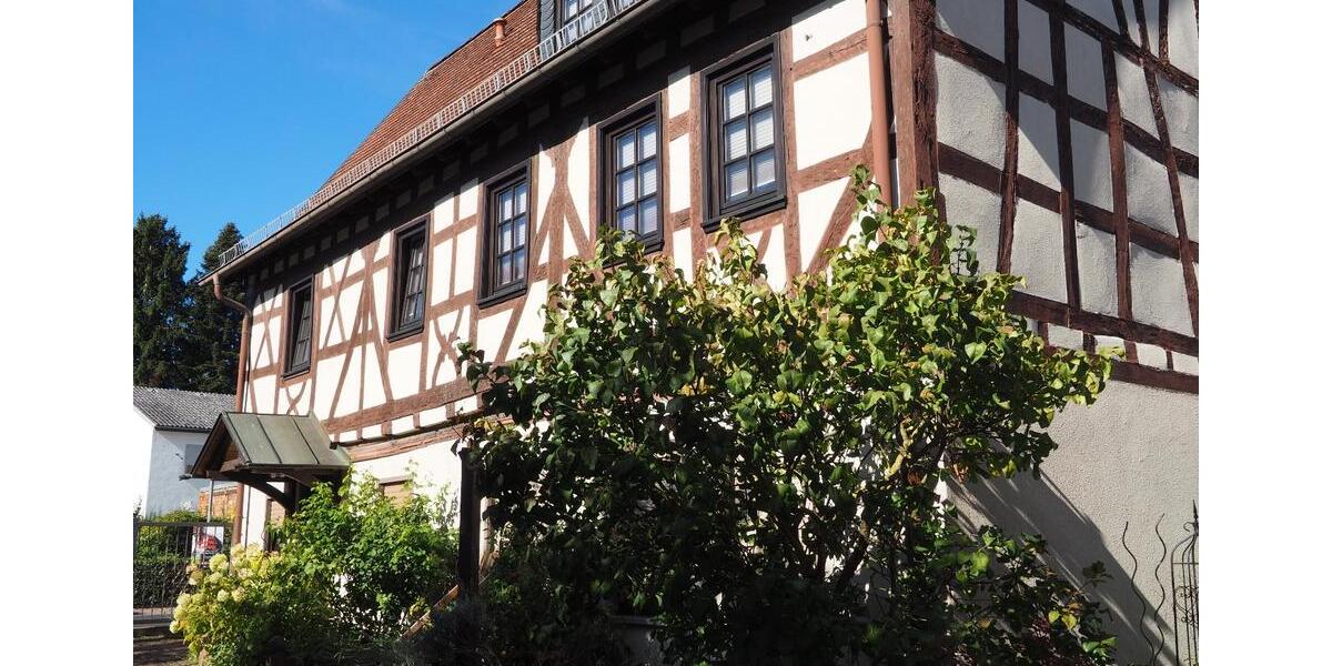 Maisonettenwohnung Eschborn - 4 Zimmer, 135 m&sup2;, 1.750&euro; | Angebot:27572573
