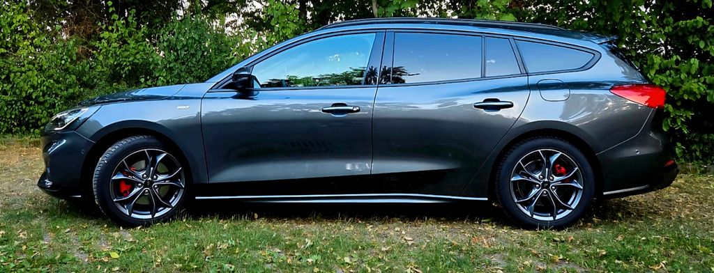 Ford Focus 33.600 km 18.900 &euro; Langenselbold 63505