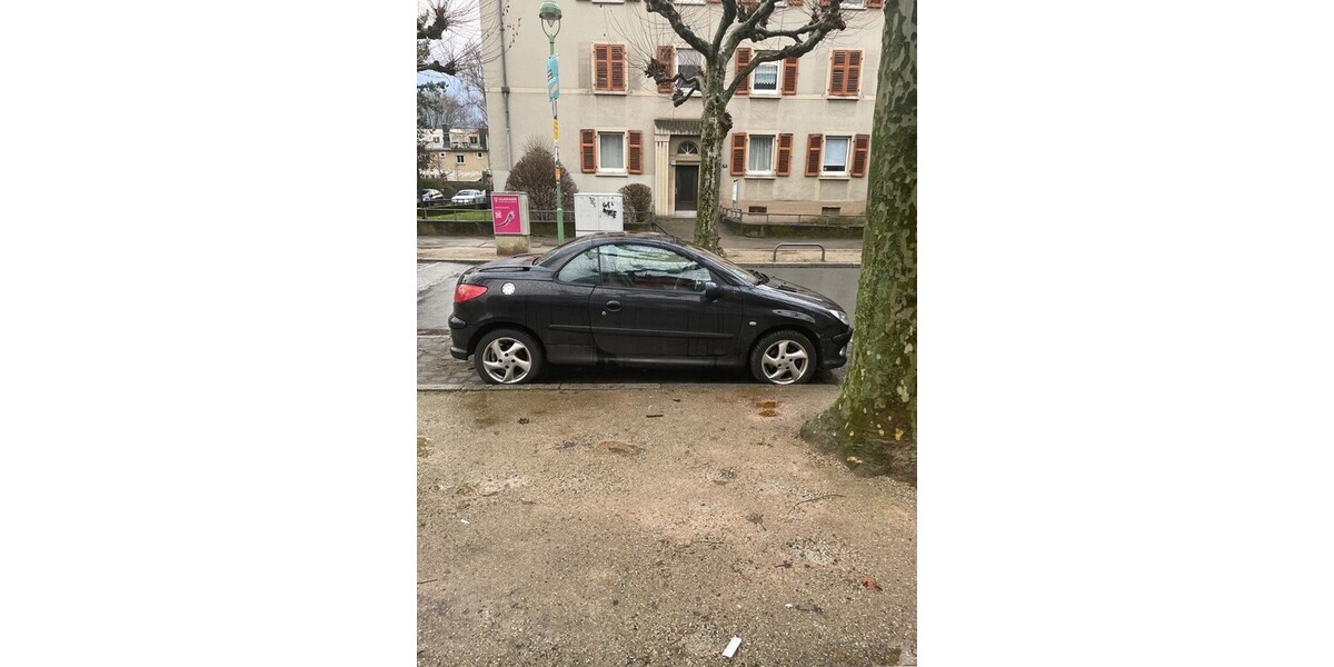 Peugeot 206 CC 201.000 km 1.550 &euro; Frankfurt am Main 60311