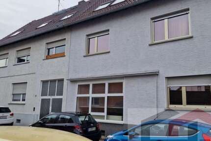 Haus Hanau / Steinheim am Main Steinheim am Main - 9 Zimmer, 343 m&sup2;, 750.000&euro; | Angebot:19049237