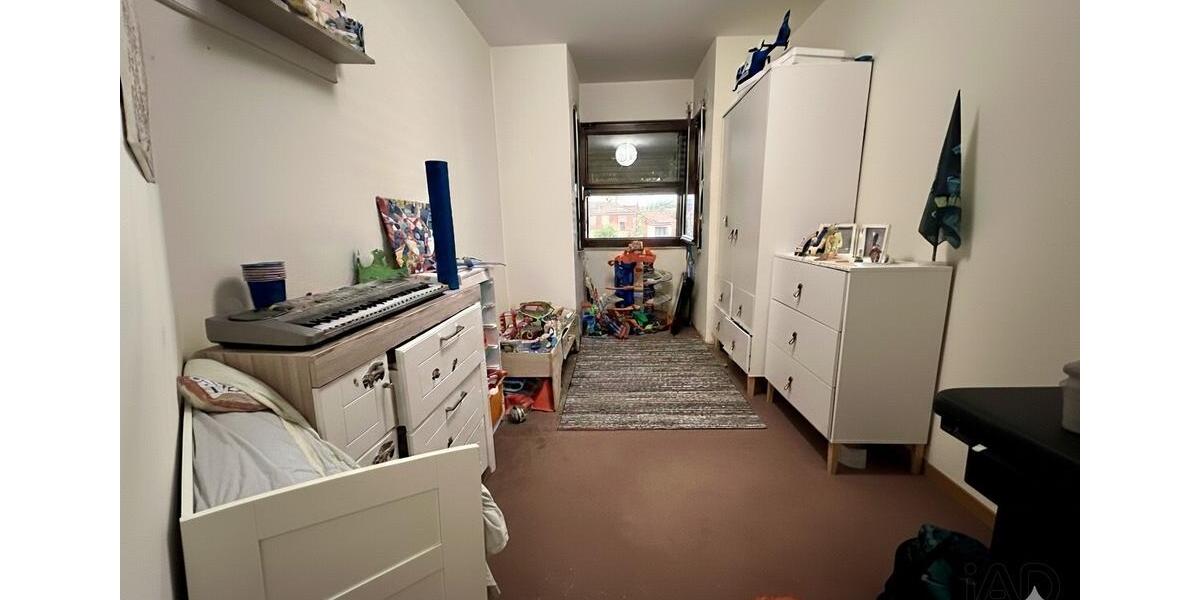 Erdgeschoßwohnung Frankfurt am Main Bergen-Enkheim - 4 Zimmer, 152 m&sup2;, 1.980&euro; | Angebot:23398170