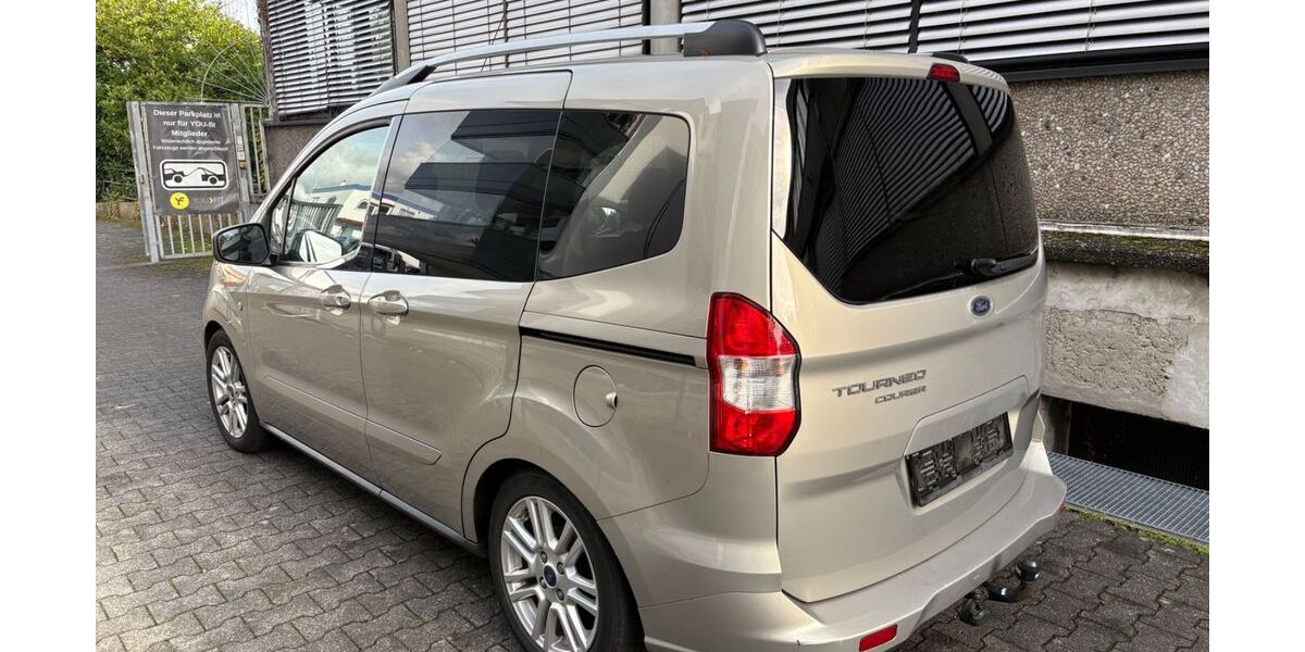 Ford Tourneo Courier 142.000 km 8.000 &euro; Frankfurt am Main 60389