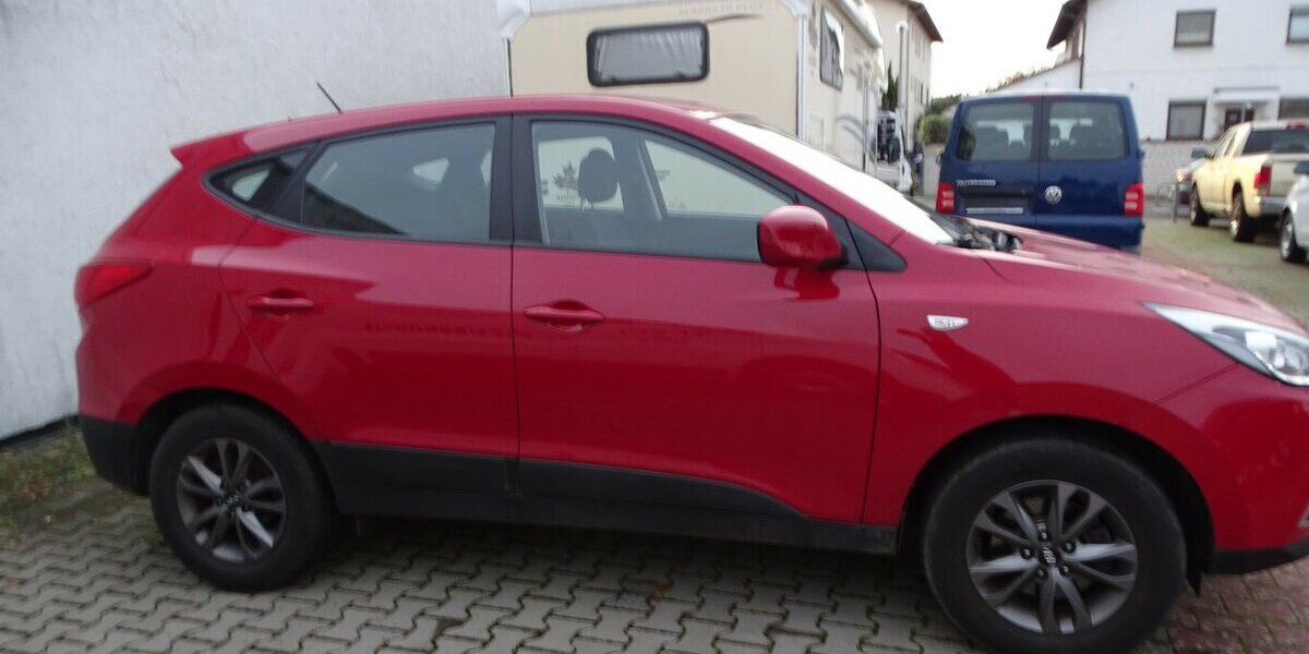 Hyundai ix35 FIFA World Cup Edition 2W,AHK 78.713 km 9.490 &euro; Rodgau 63110