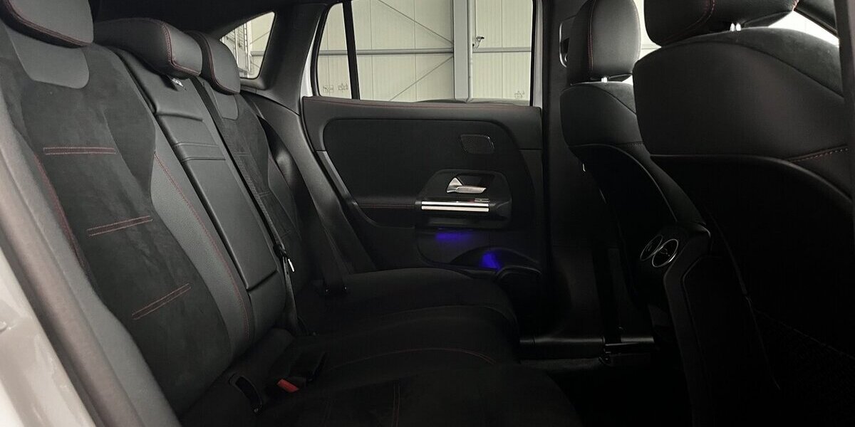 Mercedes-Benz EQA 350 4Matic AMG NIGHT-DISTRONIC-KAMERA-20´´ 38.659 km 34.499 &euro; Groß-Umstadt 64823