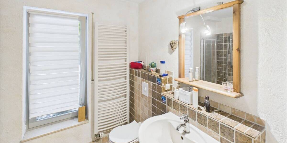 Mehrfamilienhaus, Wohnhaus Hösbach - 9 Zimmer, 215 m&sup2;, 529.000&euro; | Angebot:25698992