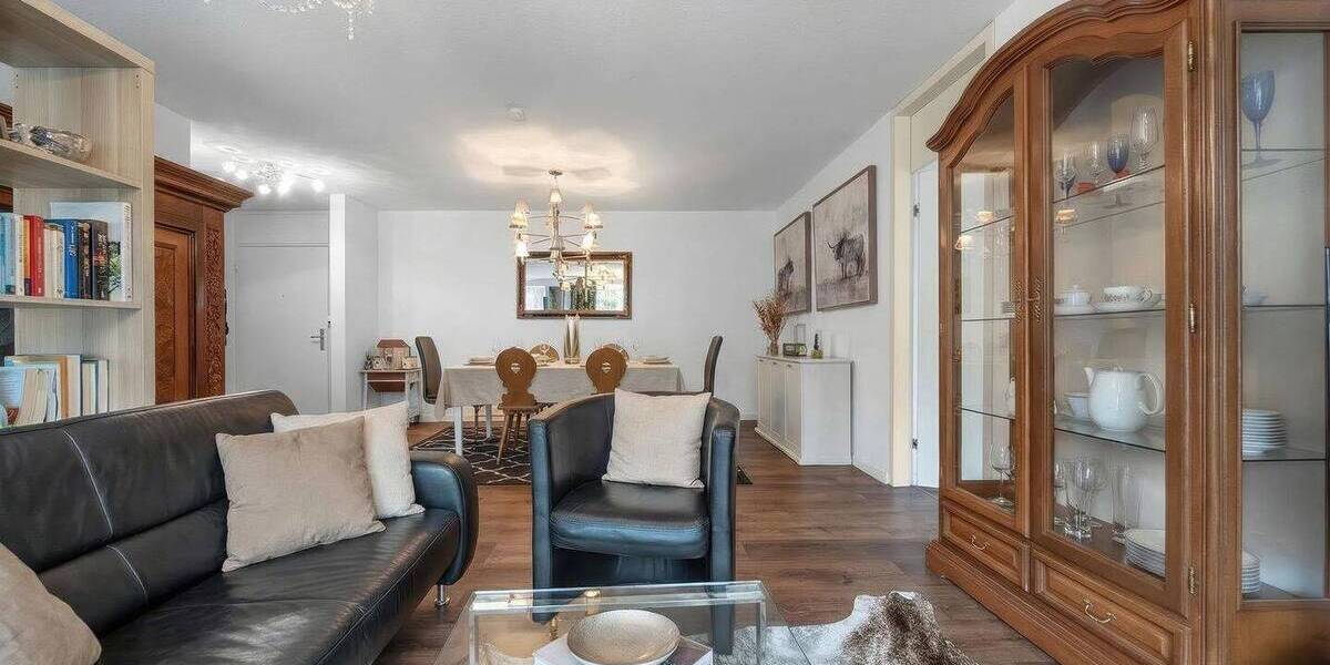 Etagenwohnung Kronberg im Taunus Schönberg - 3 Zimmer, 87 m&sup2;, 375.000&euro; | Angebot:26065566