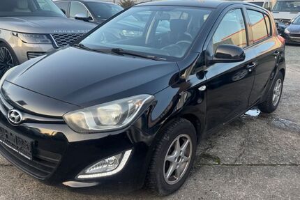 Hyundai i20 203.523 km 1.999 &euro; Frankfurt am Main 60388