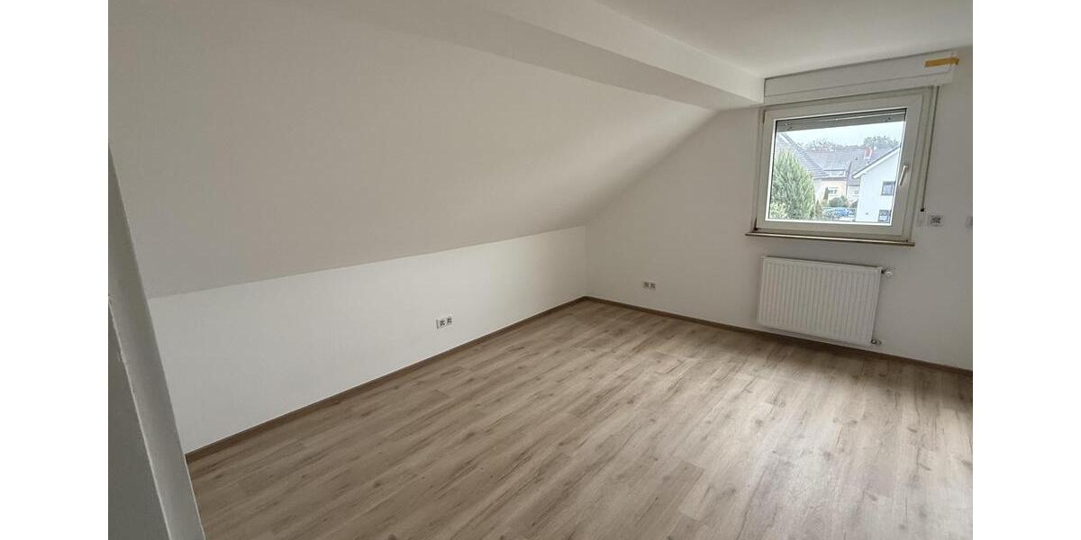 Dachgeschoßwohnung Mühlheim am Main - 2.5 Zimmer, 53 m&sup2;, 900&euro; | Angebot:25841438