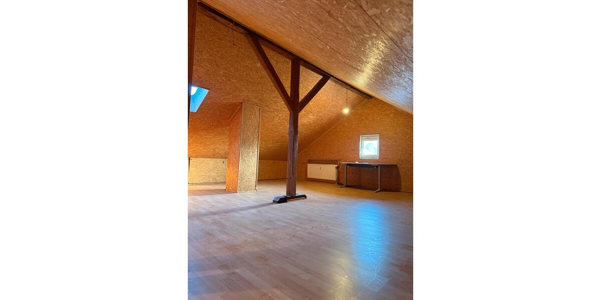 Maisonettenwohnung Karben - 3 Zimmer, 130 m&sup2;, 1.100&euro; | Angebot:25929750