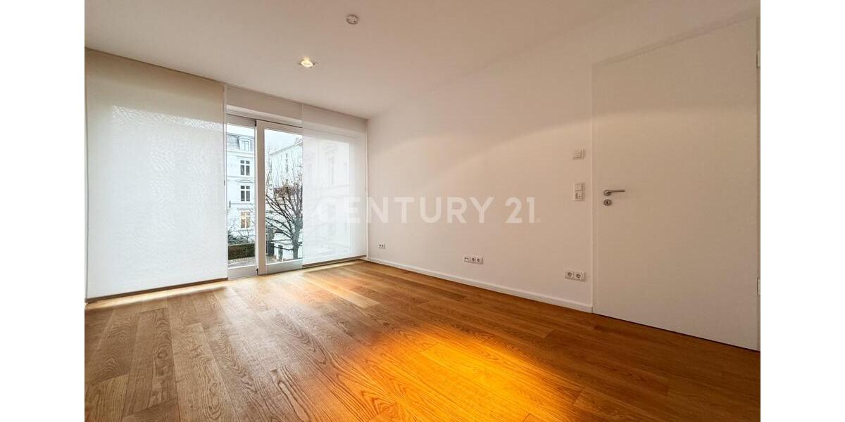 Maisonettenwohnung Frankfurt am Main Bockenheim - 3.5 Zimmer, 161 m&sup2;, 4.500&euro; | Angebot:20528593