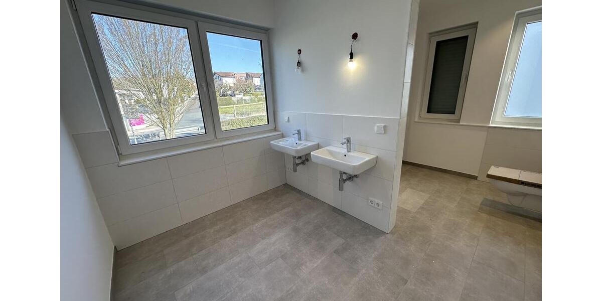 Dachgeschoßwohnung Karben - 3 Zimmer, 158 m&sup2;, 2.060&euro; | Angebot:25384234