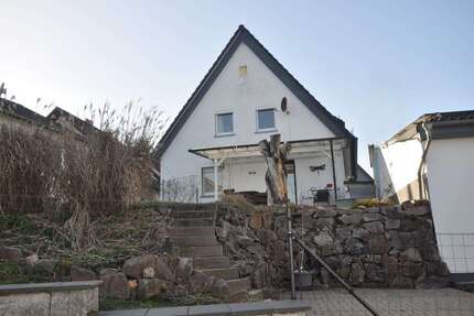 Haus Mömbris / Schimborn Schimborn - 5 Zimmer, 149 m&sup2;, 395.000&euro; | Angebot:25395697