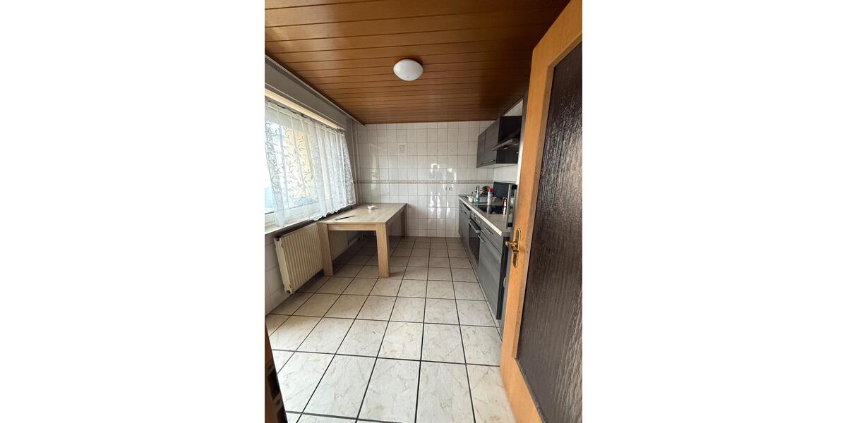 Mehrfamilienhaus, Wohnhaus Obertshausen - 6 Zimmer, 160 m&sup2;, 2.100&euro; | Angebot:26016675