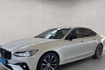 Volvo S90 84.083 km 33.450 &euro; Frankfurt am Main 60486
