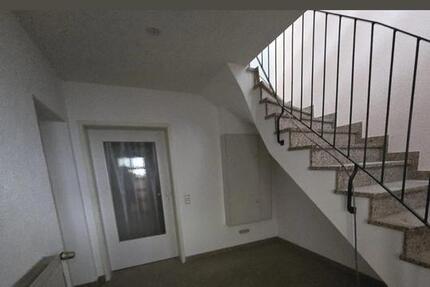 Wohnung Hanau Großauheim - 3 Zimmer, 85 m&sup2;, 1.350&euro; | Angebot:26600853