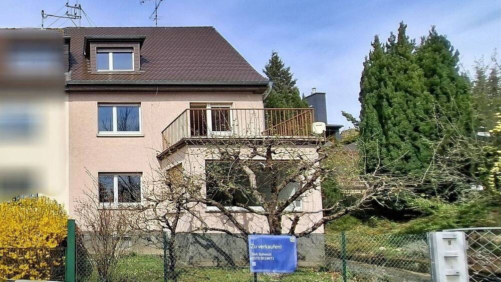 Doppelhaushälfte Frankfurt Sossenheim - 8 Zimmer, 180 m&sup2;, 495.000&euro; | Angebot:25916312