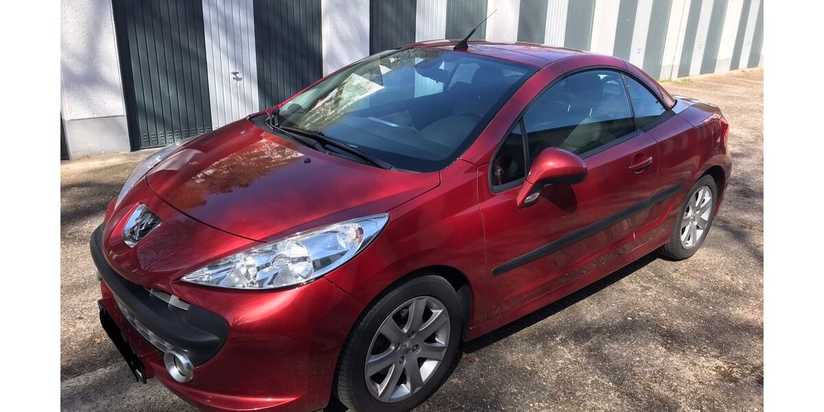 Peugeot 207 98.000 km 3.500 &euro; Frankfurt 65936
