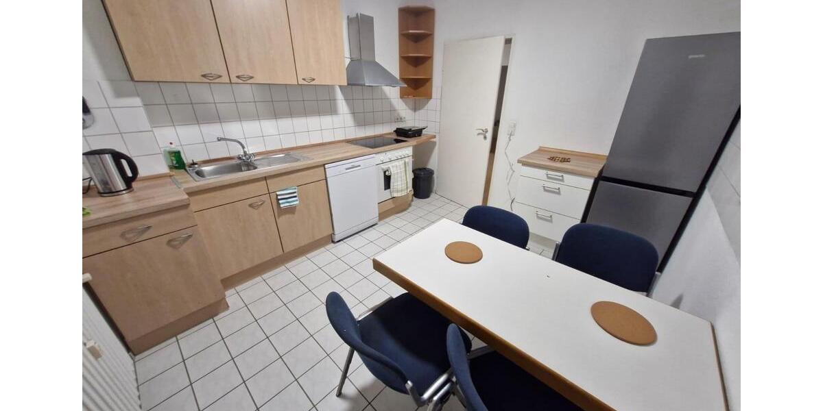Etagenwohnung Frankfurt am Main Rödelheim - 15 Zimmer, 150 m&sup2;, 590&euro; | Angebot:25923530