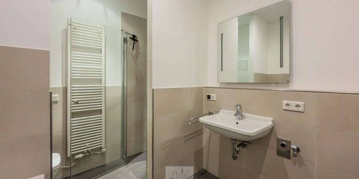 Etagenwohnung Frankfurt am Main Bahnhofsviertel - 2 Zimmer, 91 m&sup2;, 819.000&euro; | Angebot:25985273