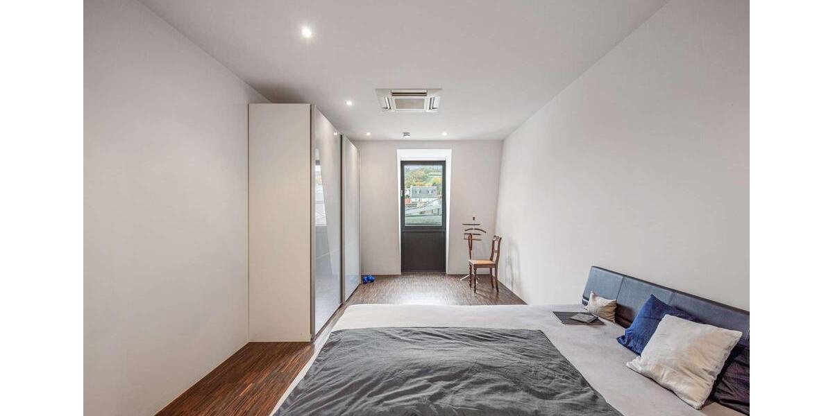 Einfamilienhaus Bad Nauheim - 5 Zimmer, 328 m&sup2;, 3.800&euro; | Angebot:23244973