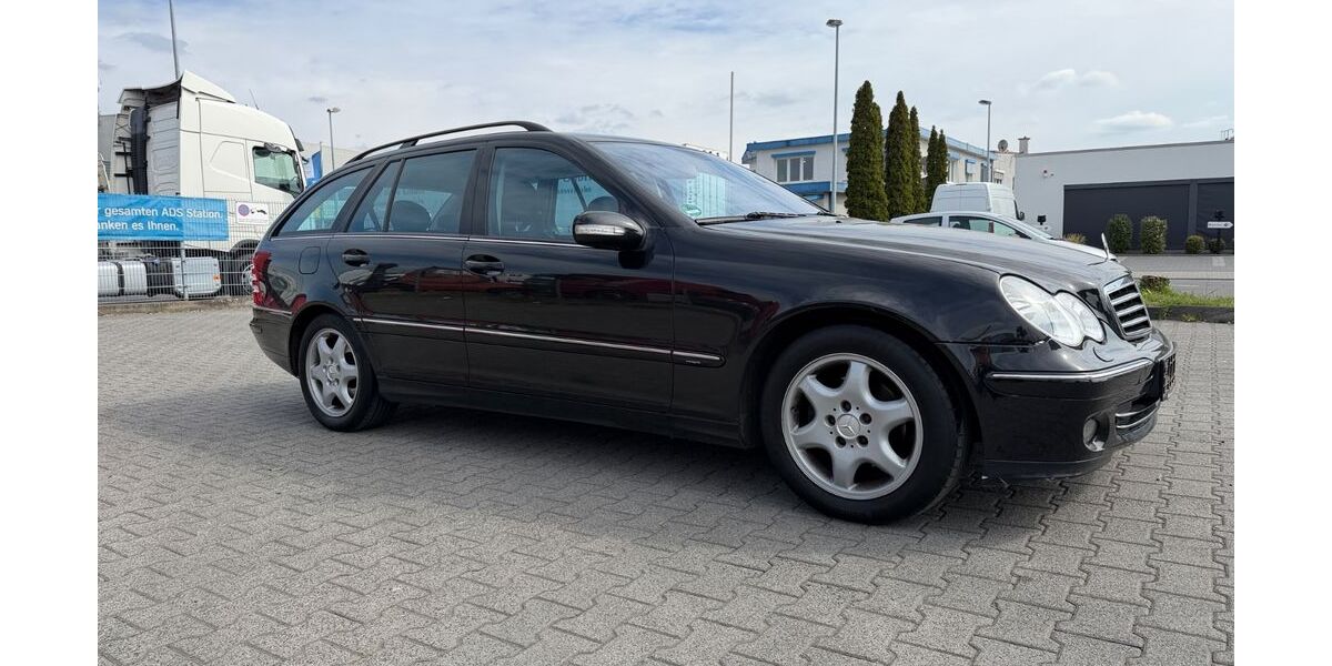 Mercedes-Benz C 180 281.000 km 3.350 &euro; Rodgau 63110