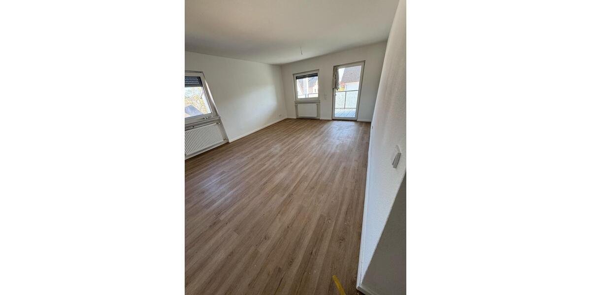 Etagenwohnung Bruchköbel - 3 Zimmer, 120 m&sup2;, 1.250&euro; | Angebot:27585300