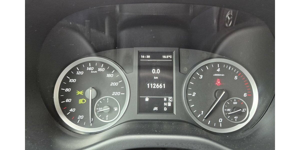 Mercedes-Benz A 180 Progressive Automatik, Rückfahrkamera, LED S 46.111 km 22.890 &euro; Rodgau 63110
