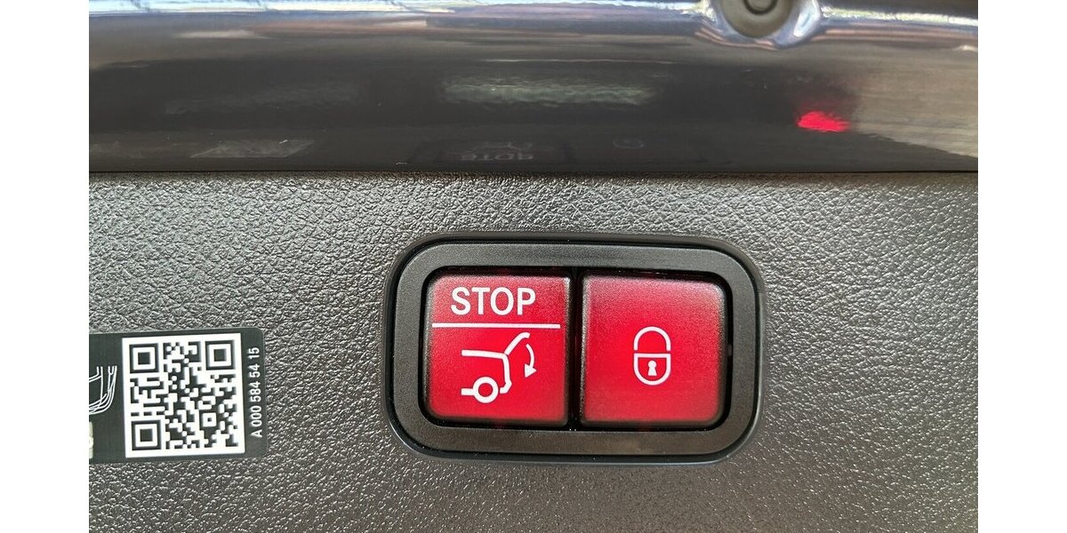 Mercedes-Benz C 300 T d AMG PREMIUM DISTRONIC+- PANO-NIGHT 25.989 km 47.979 &euro; Groß-Umstadt 64823