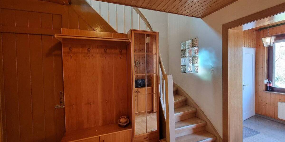 Doppelhaushälfte Friedberg Bruchenbrücken - 7 Zimmer, 137 m&sup2;, 299.000&euro; | Angebot:25940222