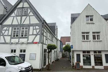 Haus Kronberg im Taunus Oberhöchstadt - 19 Zimmer, 317 m&sup2;, 1.599.000&euro; | Angebot:25921706