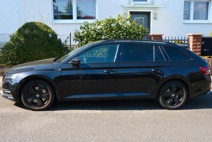 Skoda Superb 82.000 km 27.099 &euro; Frankfurt 60529