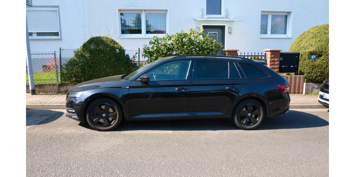 Skoda Superb 82.000 km 27.099 &euro; Frankfurt 60529