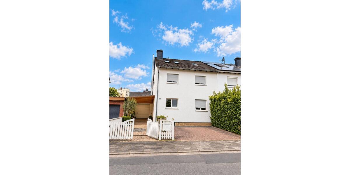 Doppelhaushälfte Rödermark - 5 Zimmer, 182 m&sup2;, 700.000&euro; | Angebot:27612945